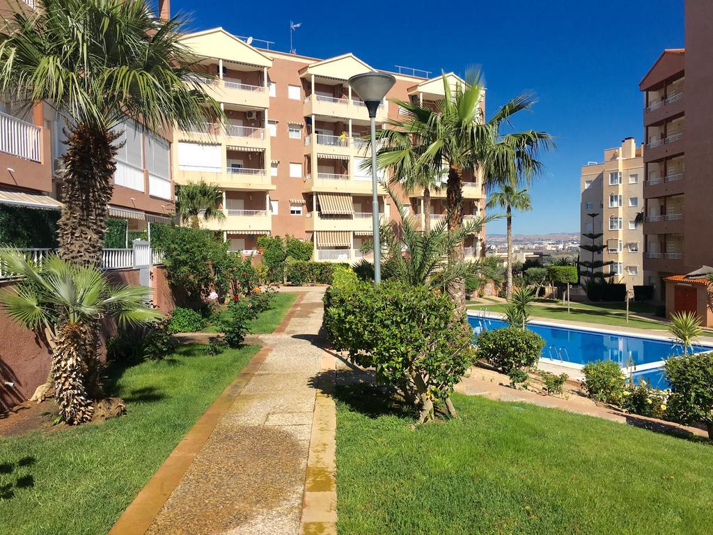 Apartamentos Arenales Del Sol II Luaran gambar