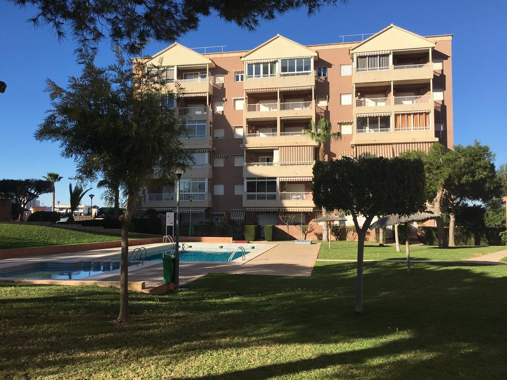Apartamentos Arenales Del Sol II Luaran gambar